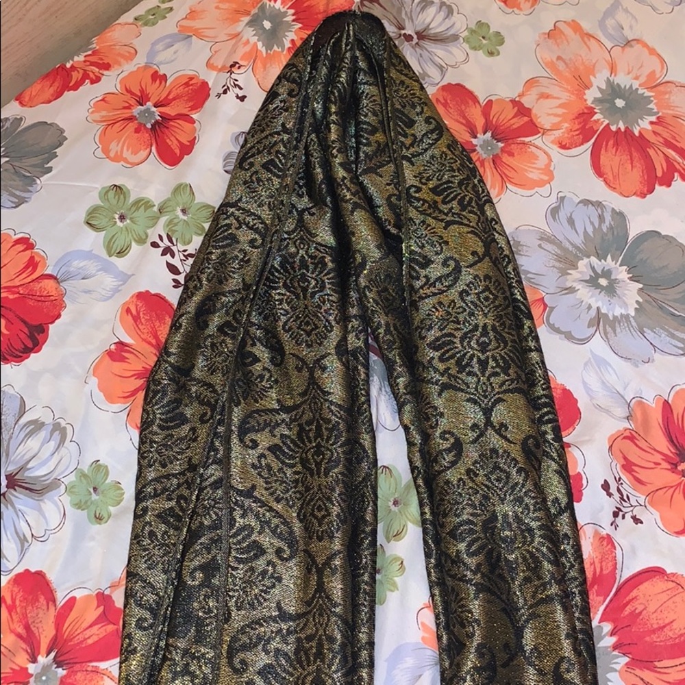Black & Gold Scarf
